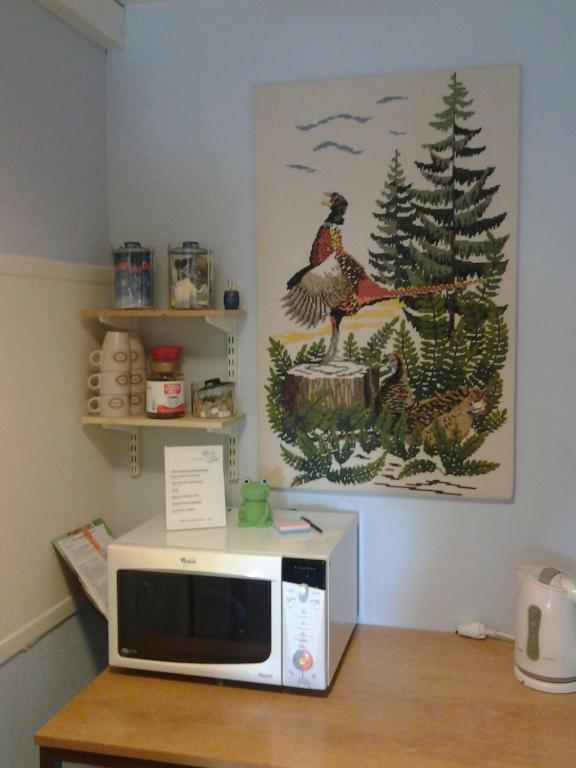 Christinas Gaestgifveri B&B Ervalla Exterior foto